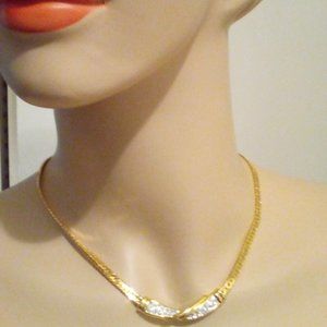 Brand New Loop Design Rhineston Gold Necklace
